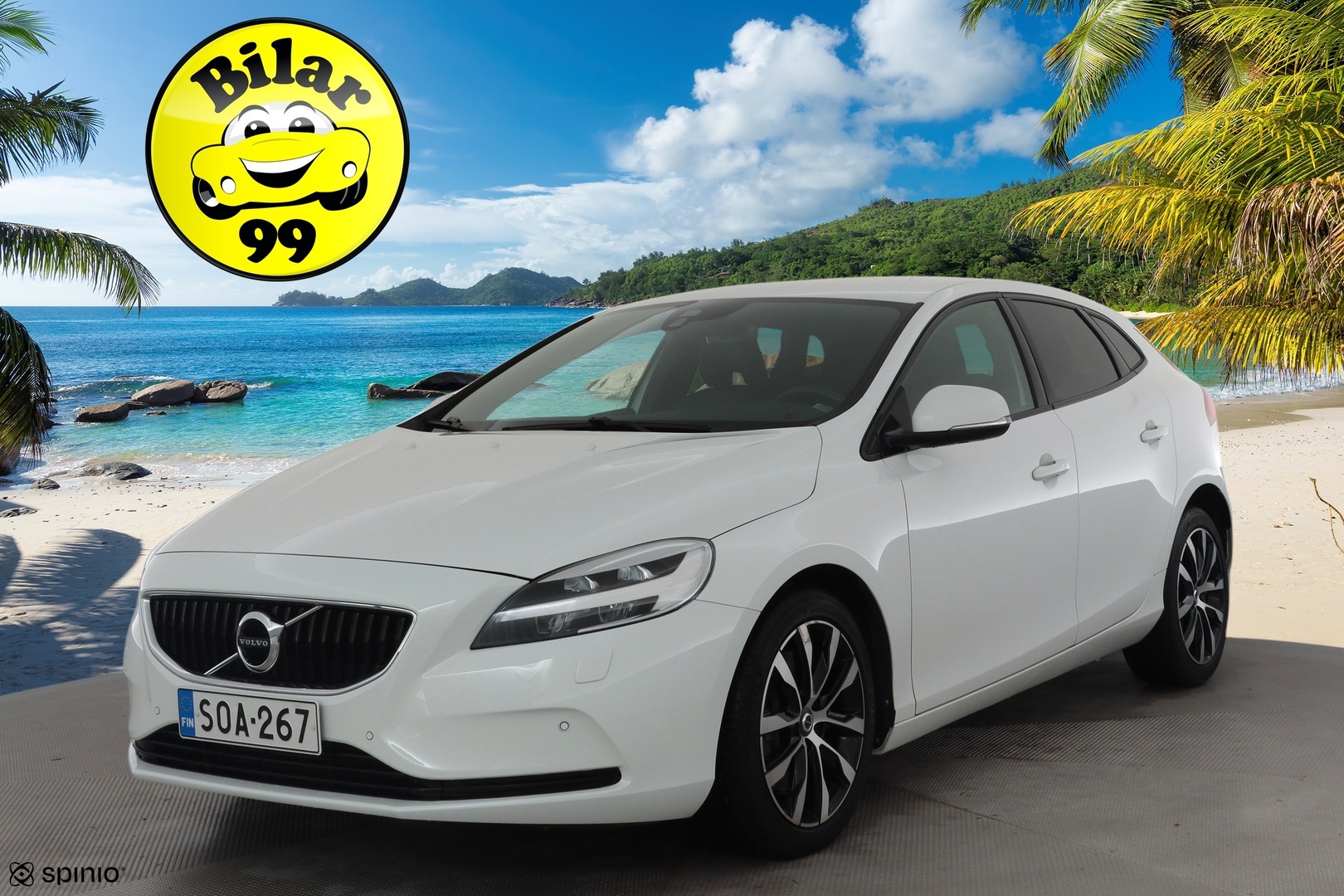 VOLVO V40 2019
