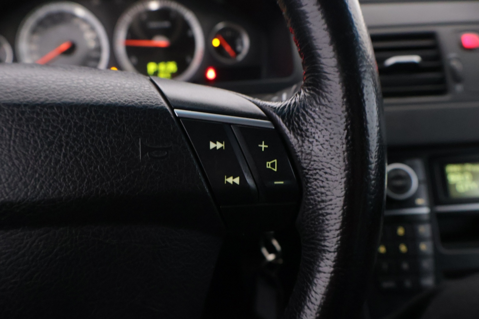 VOLVO XC90 2008