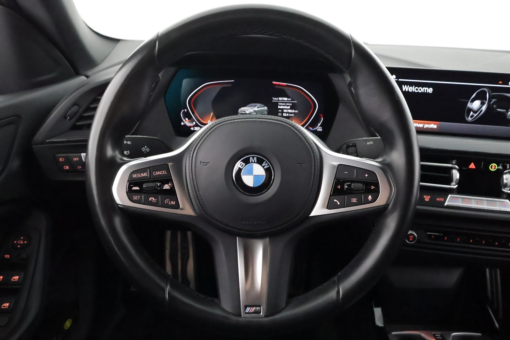 BMW 218 2023