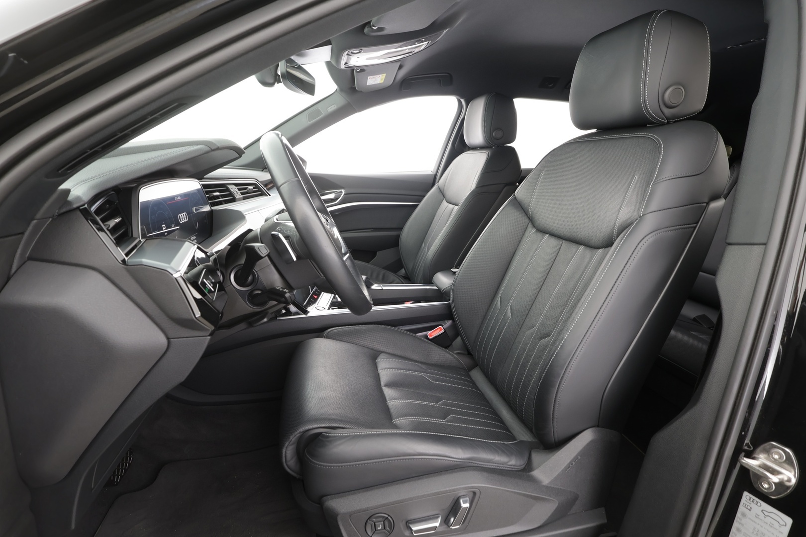 AUDI Q8 E-TRON 2024