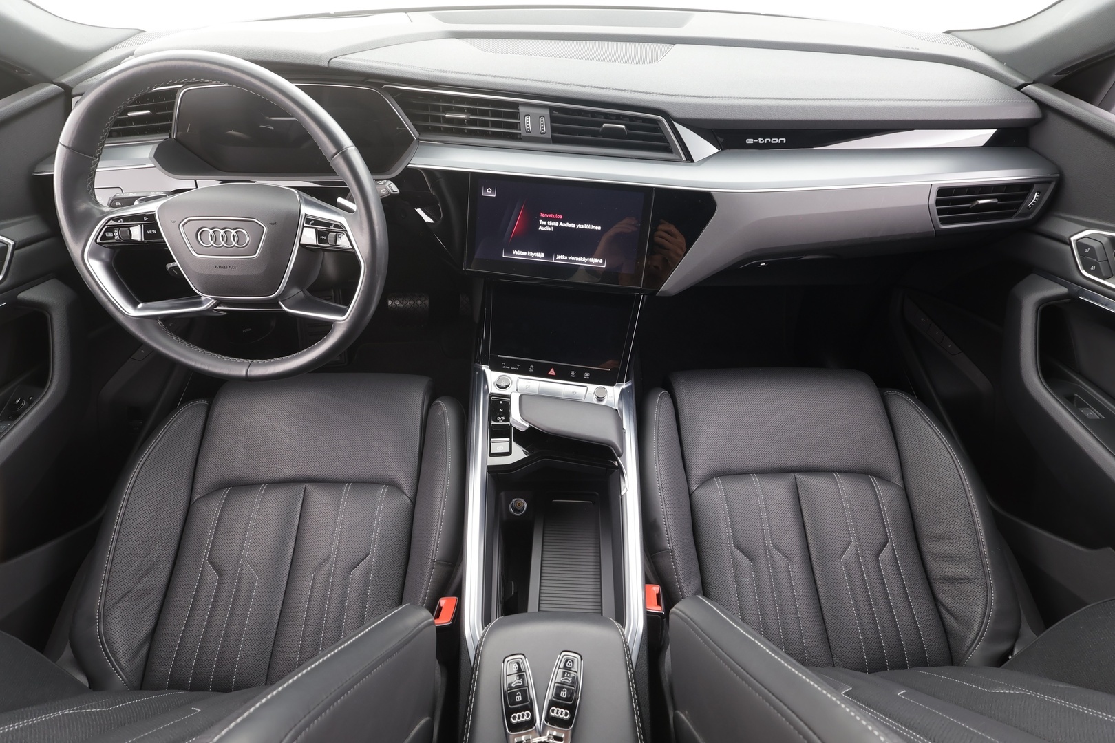 AUDI Q8 E-TRON 2024