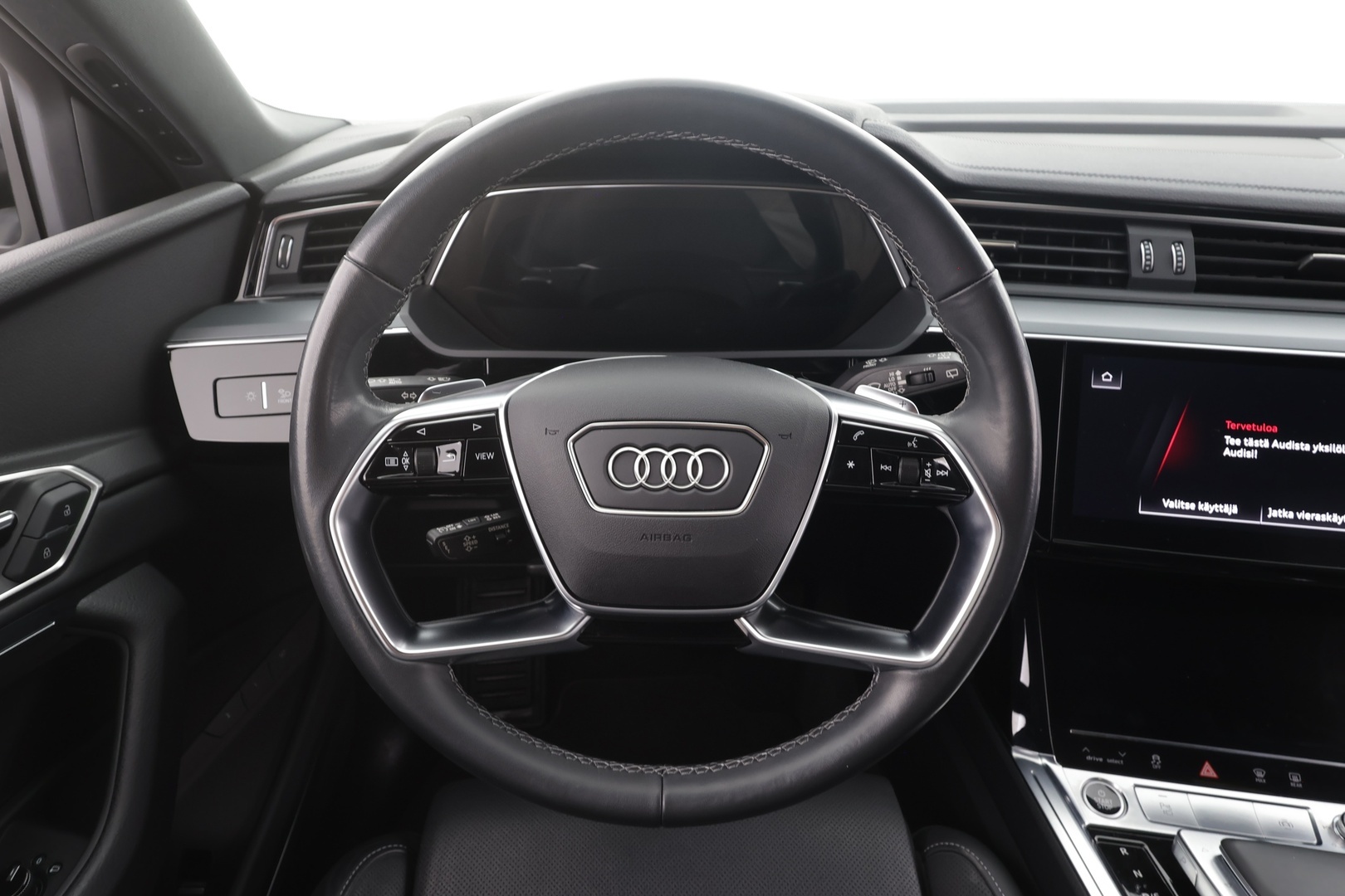 AUDI Q8 E-TRON 2024