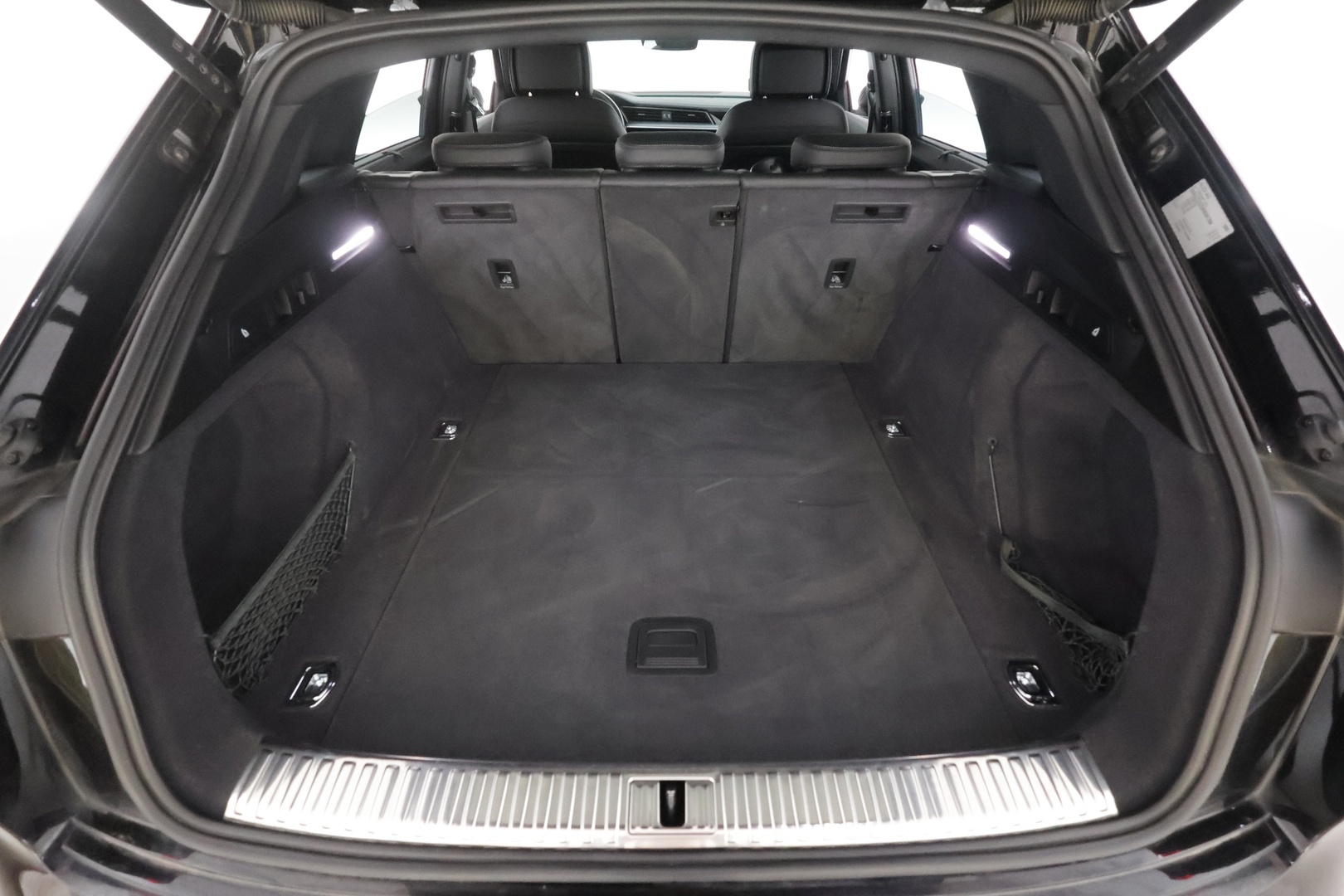 AUDI Q8 E-TRON 2024