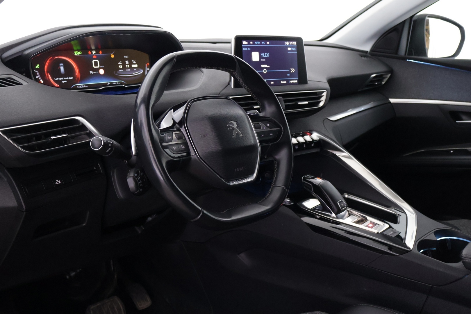 PEUGEOT 5008 2019