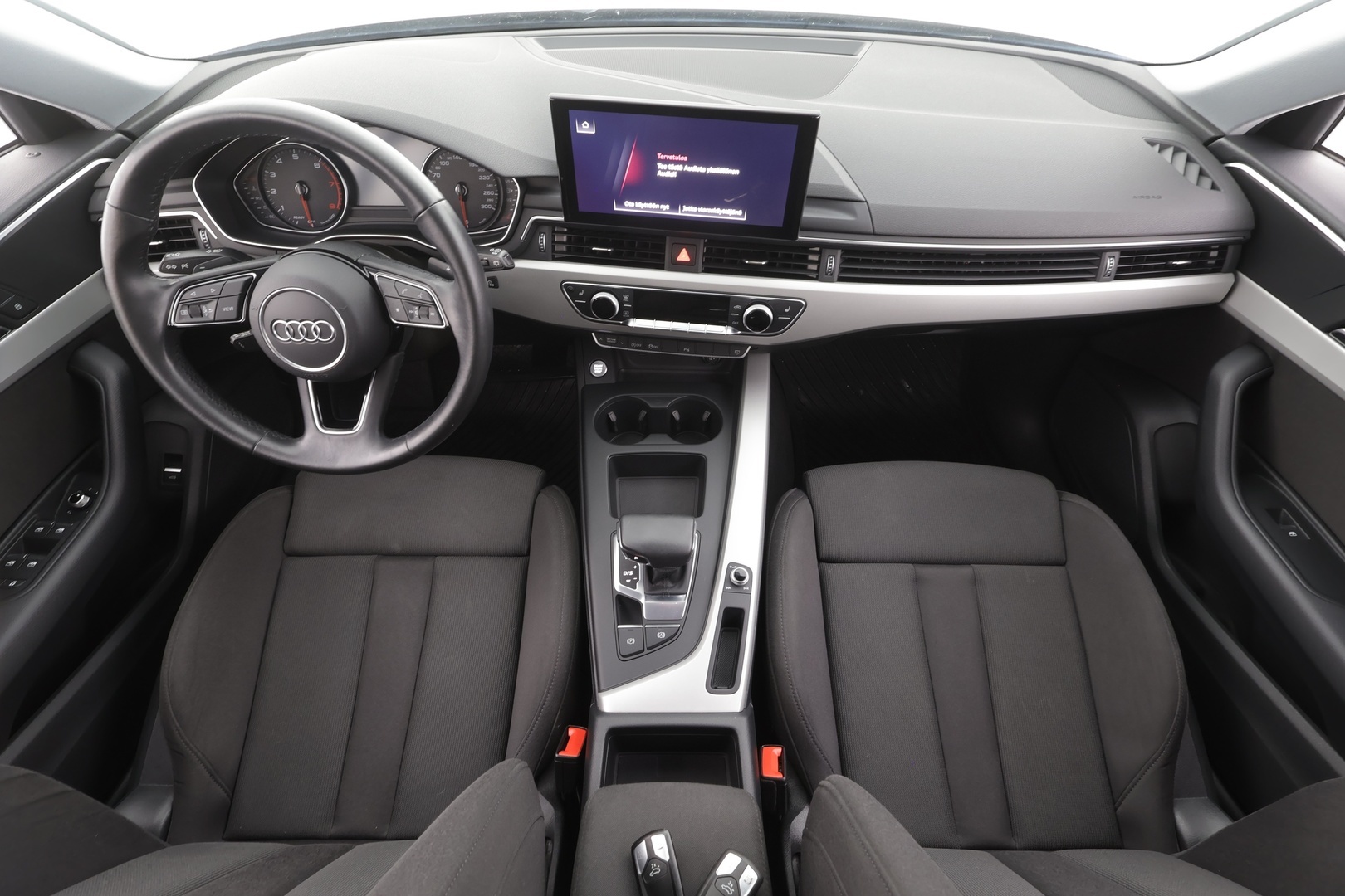 AUDI A4 2021