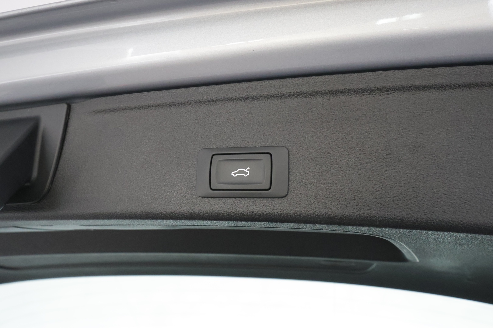 AUDI A4 2021