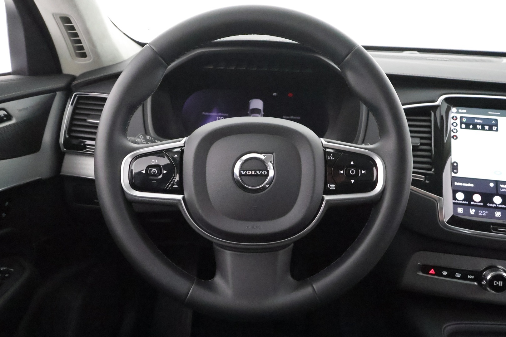 VOLVO XC90 2023