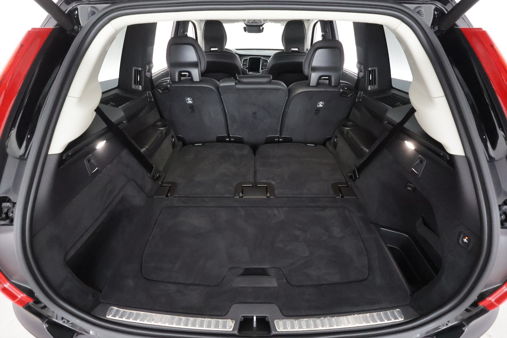 VOLVO XC90 2023