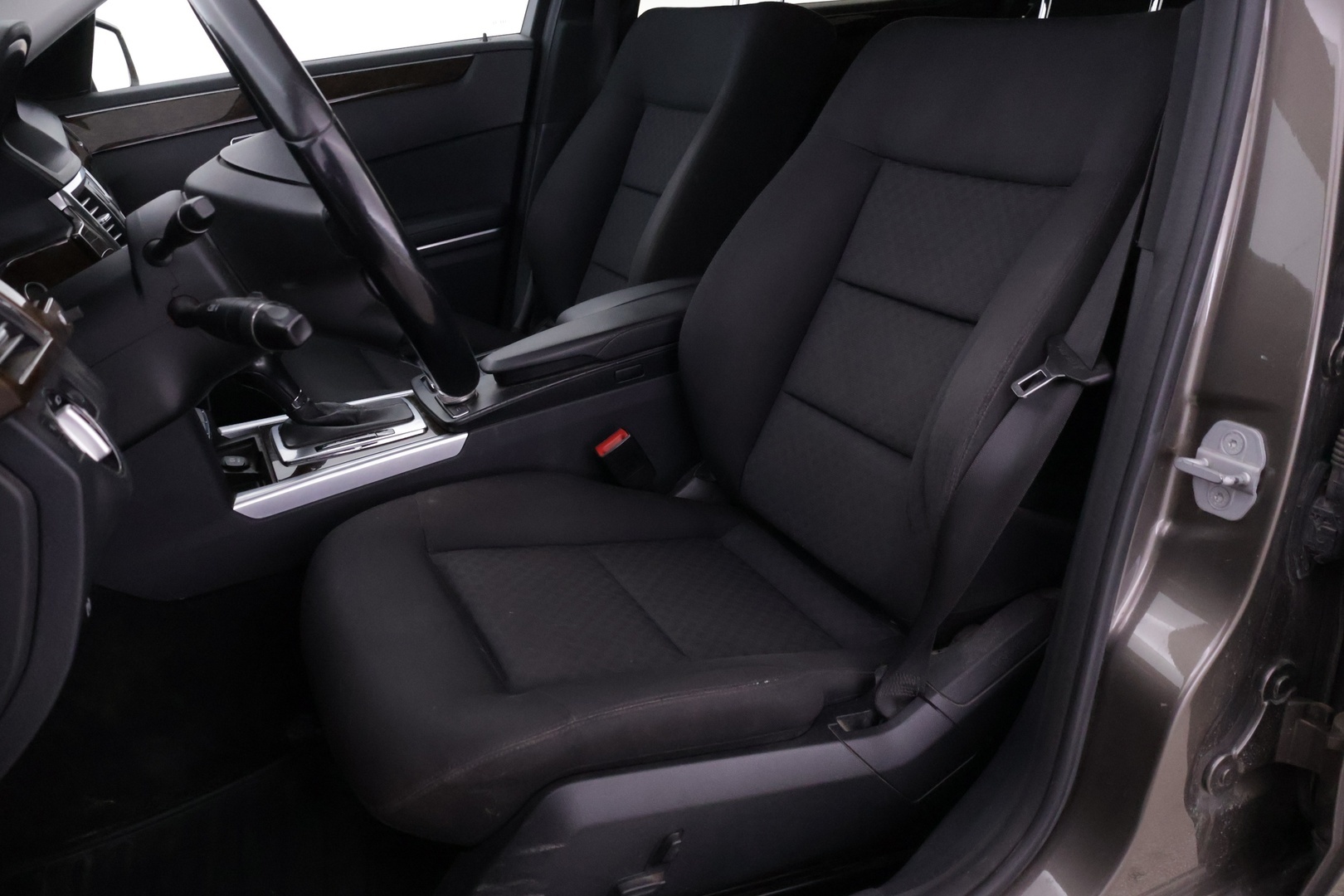 MERCEDES-BENZ E 2010