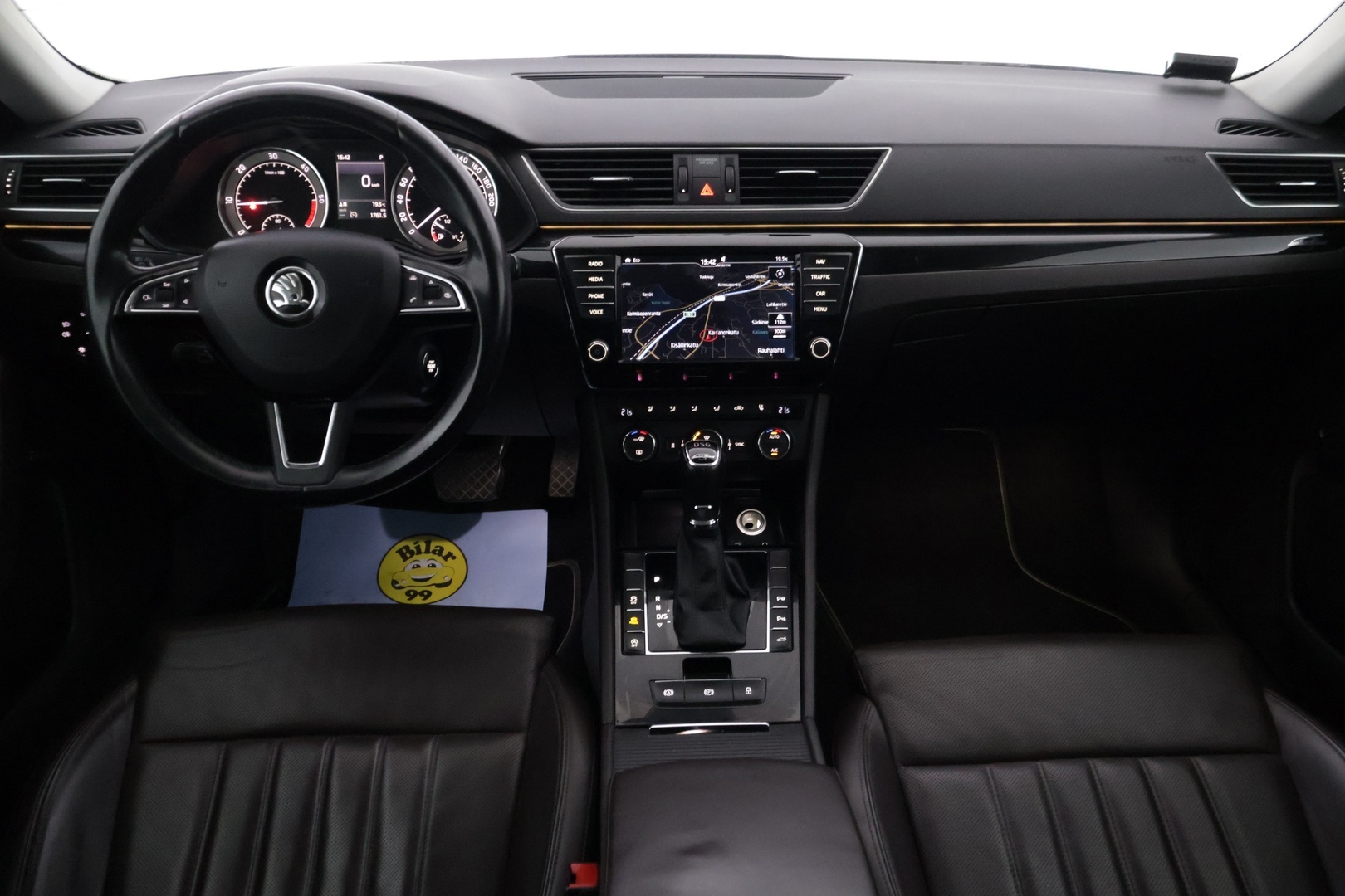 SKODA Superb 2016