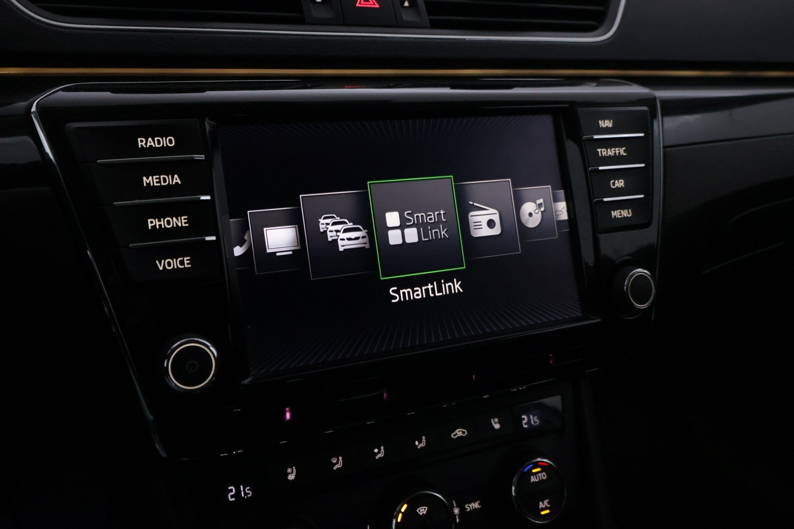 SKODA Superb 2016