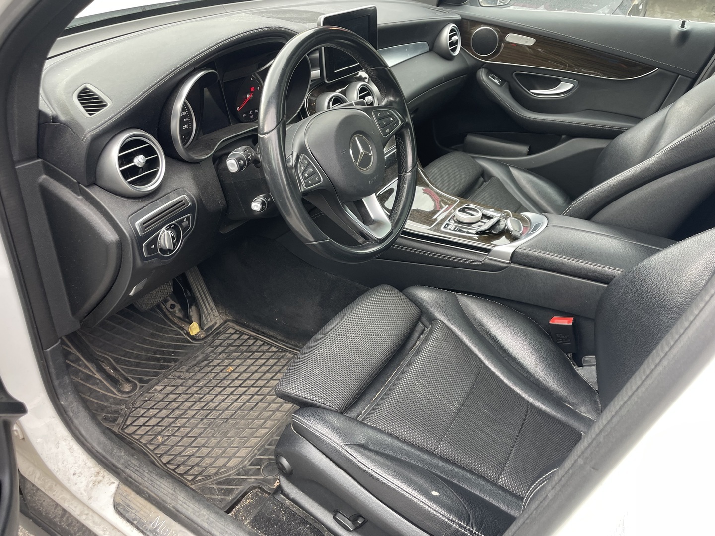 MERCEDES-BENZ GLC 2015