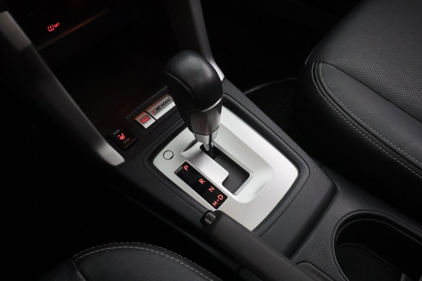 SUBARU Forester 2015