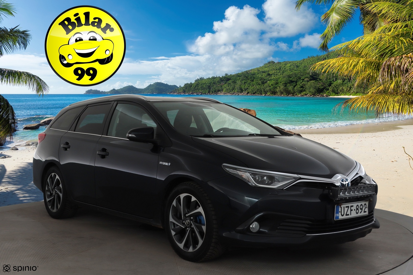 TOYOTA Auris 2016