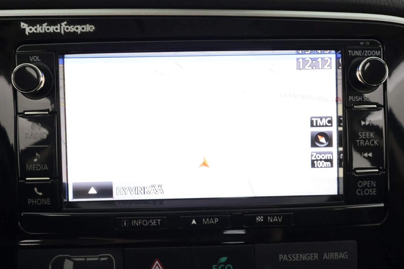 MITSUBISHI Outlander 2016