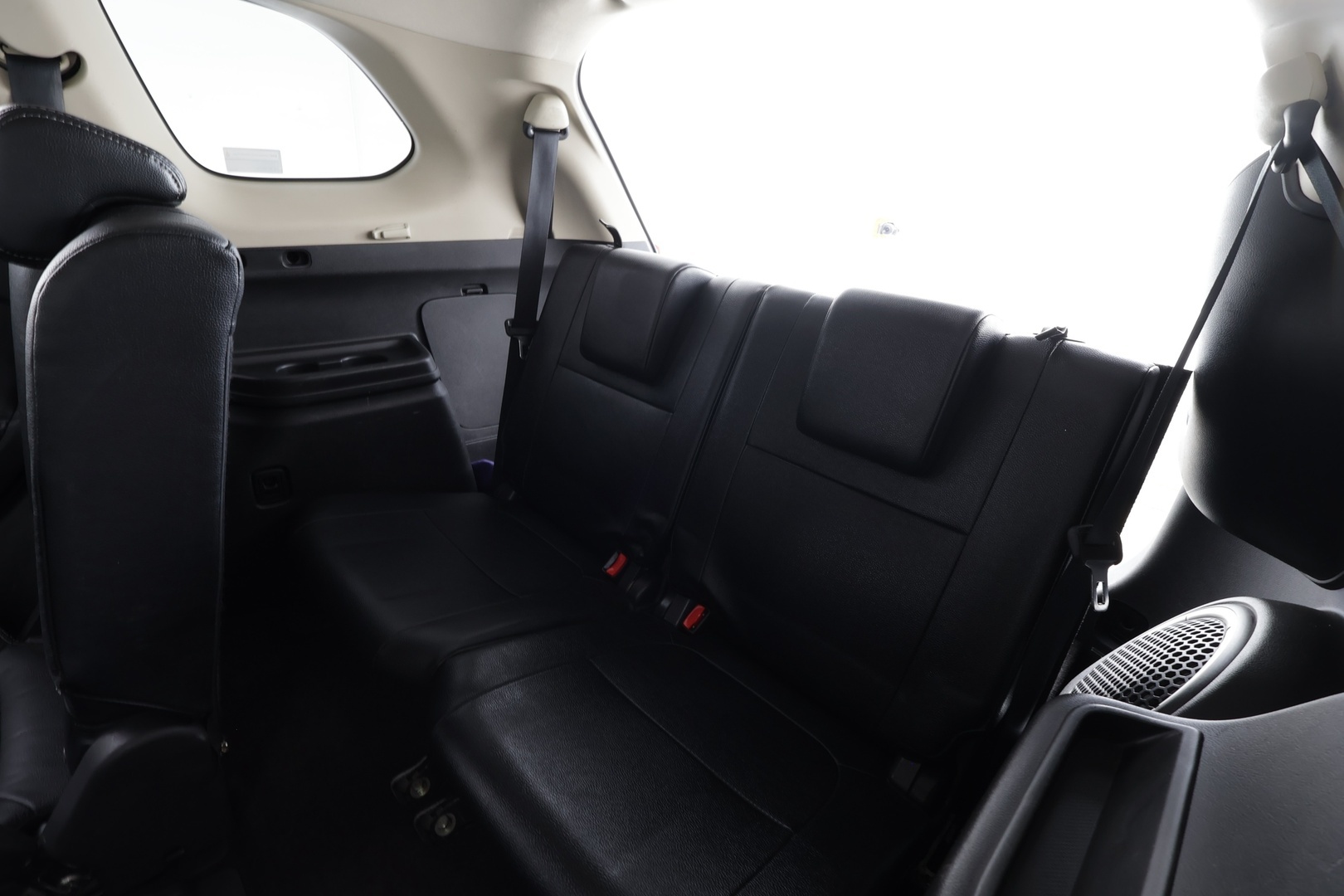 MITSUBISHI Outlander 2016