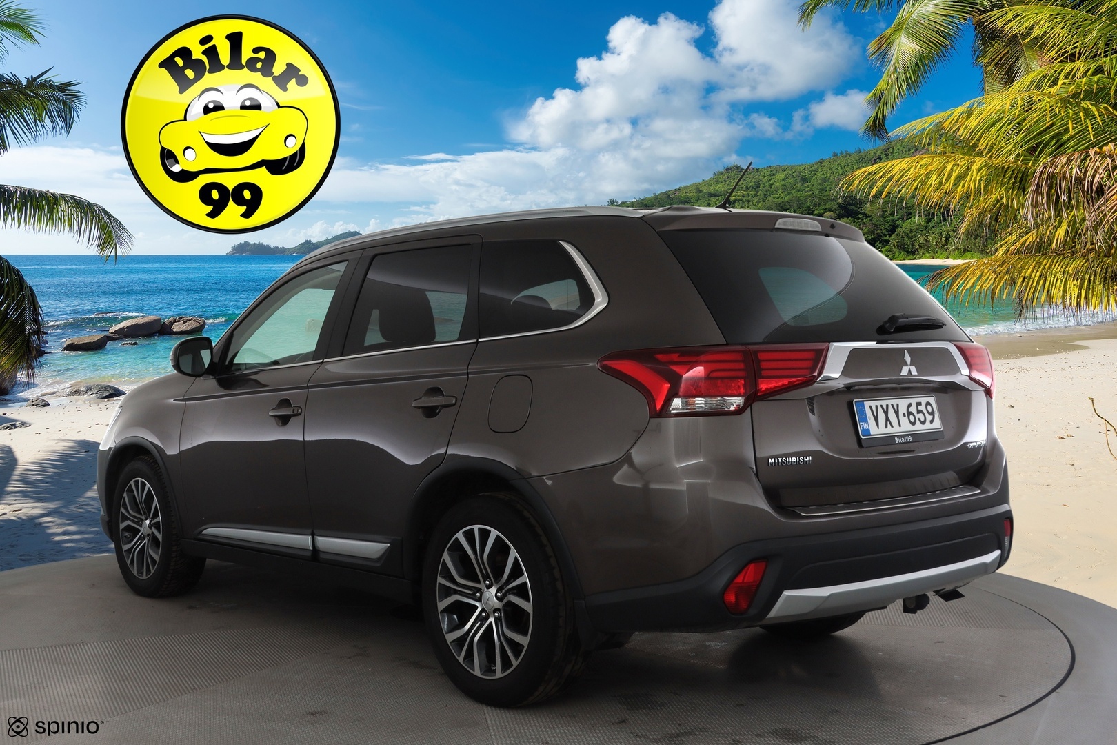 MITSUBISHI Outlander 2016