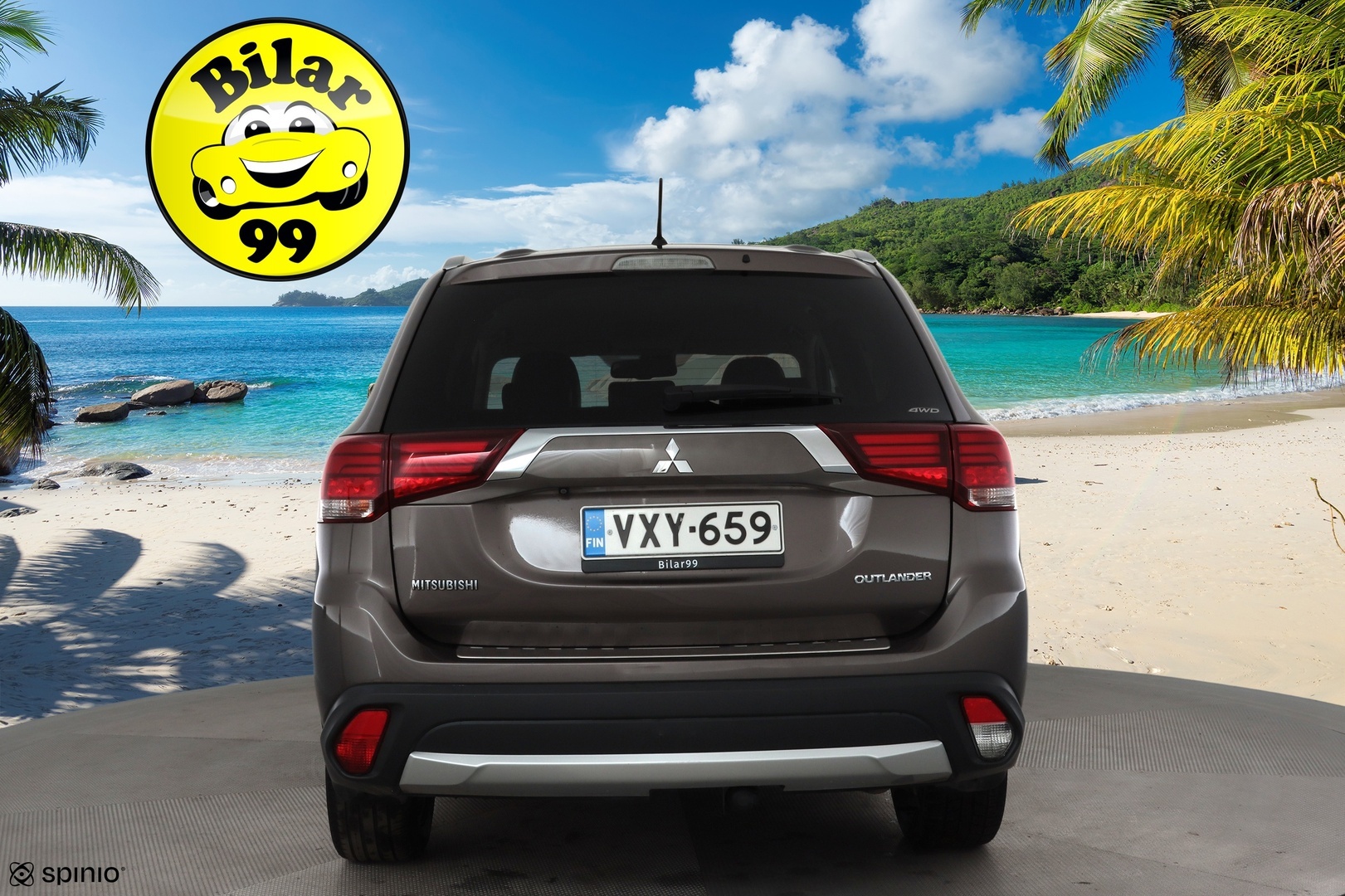 MITSUBISHI Outlander 2016