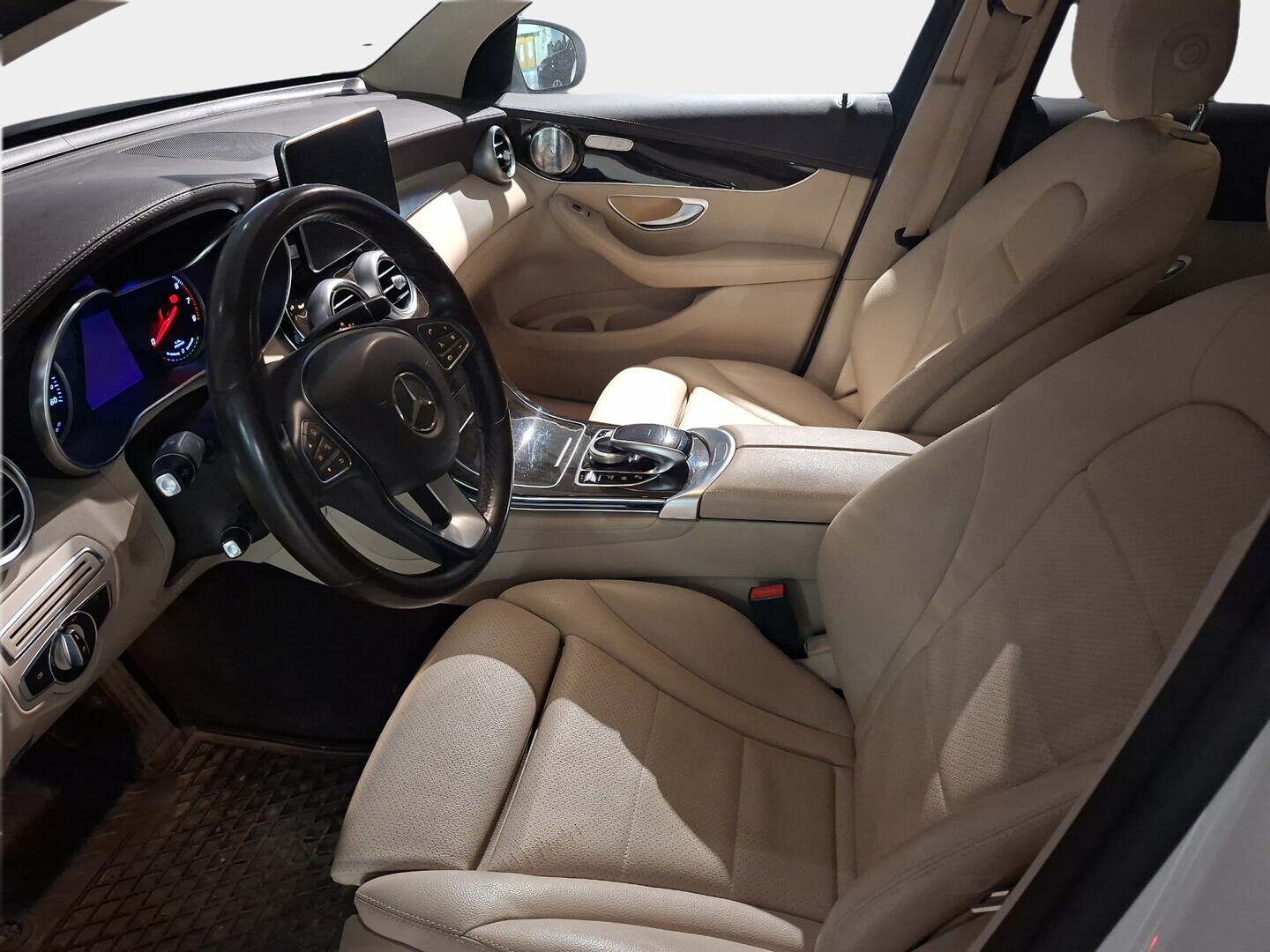 MERCEDES-BENZ GLC 2017