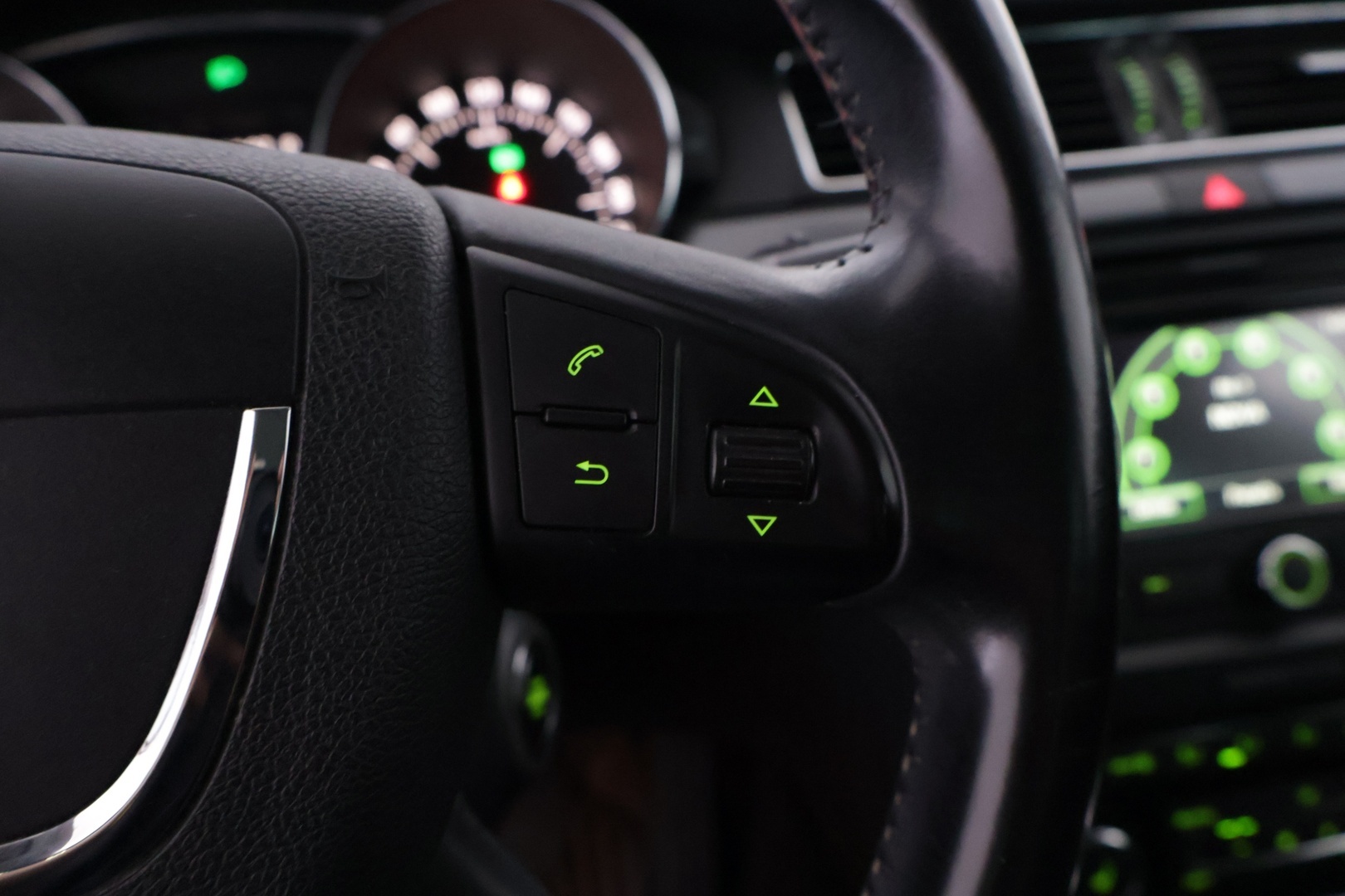 SKODA Superb 2012