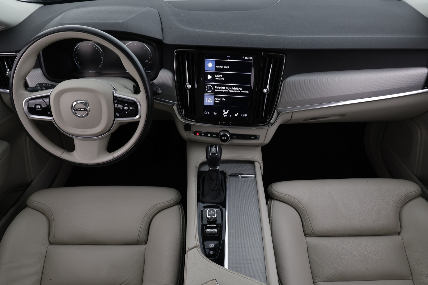 VOLVO V90 Cross Country 2017