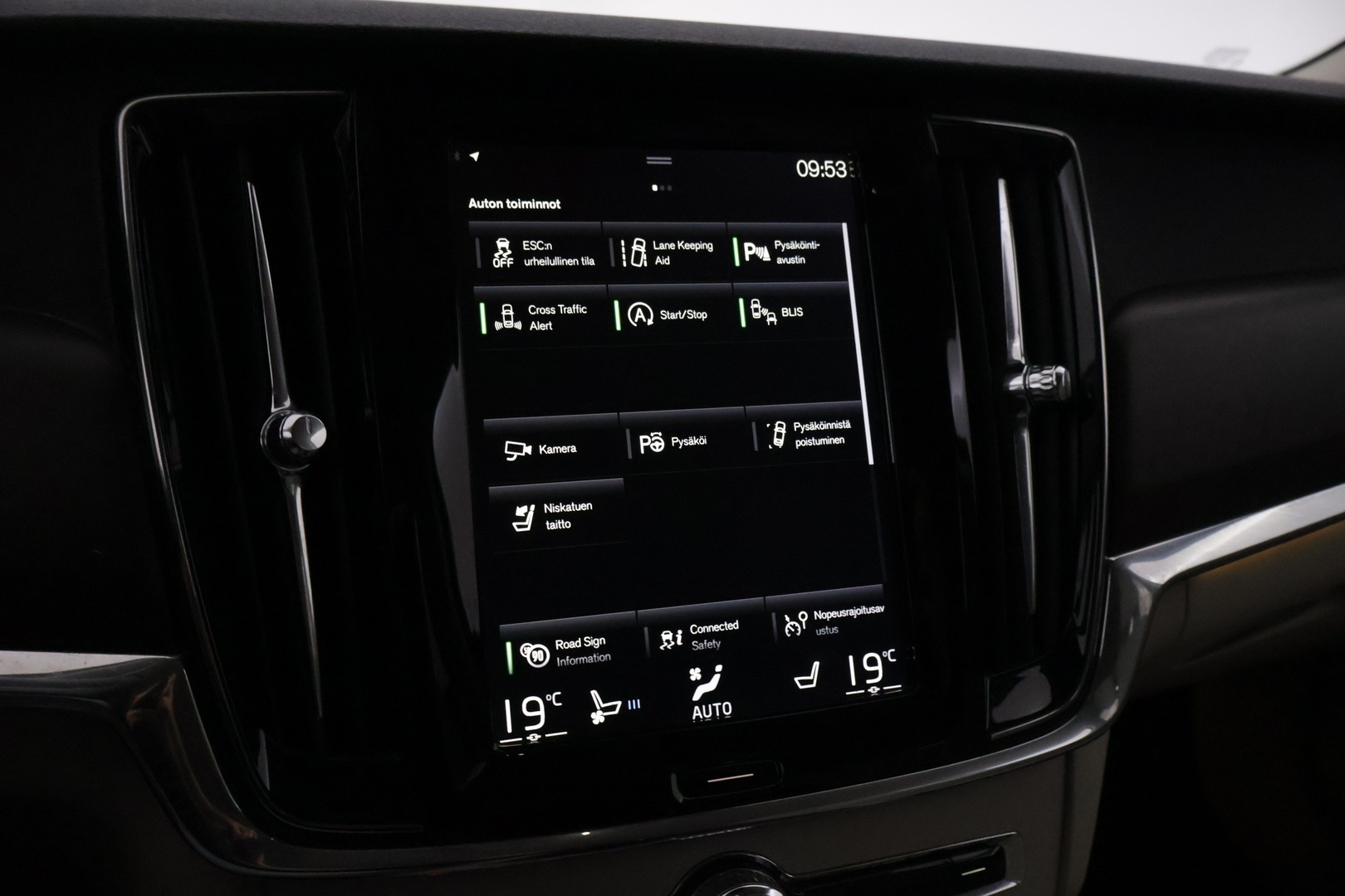 VOLVO V90 Cross Country 2018