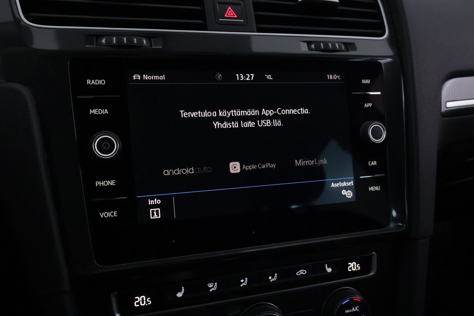 VOLKSWAGEN Golf 2018