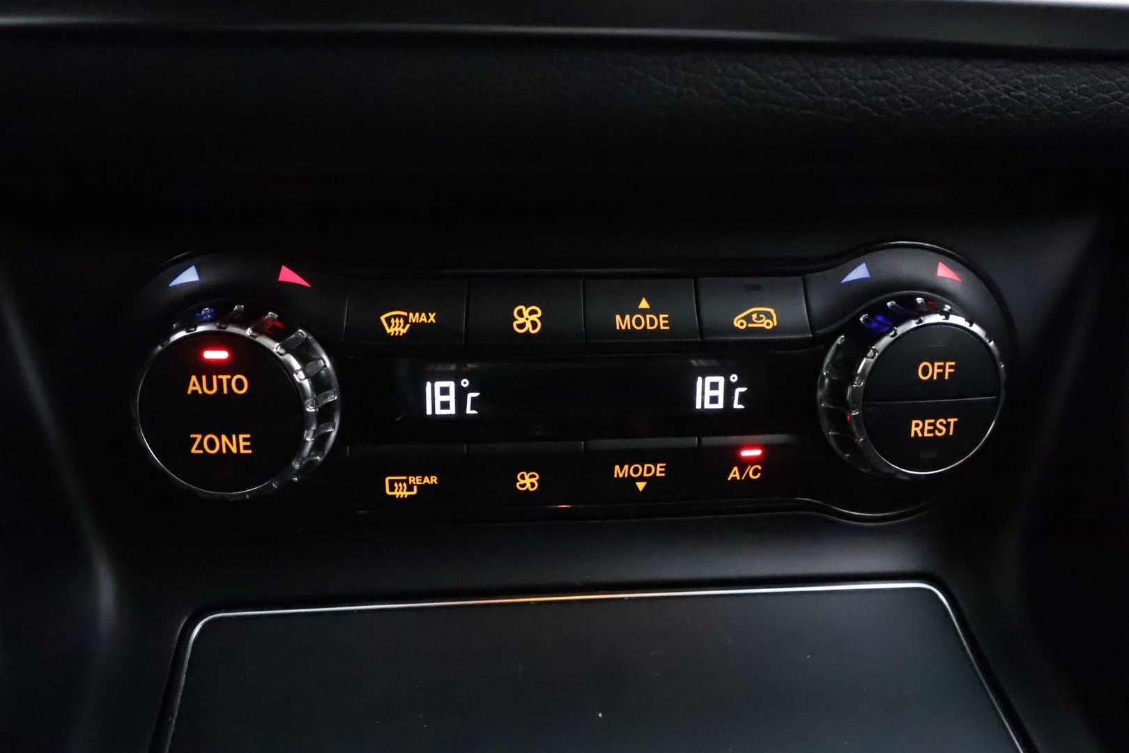 MERCEDES-BENZ CLA 2017