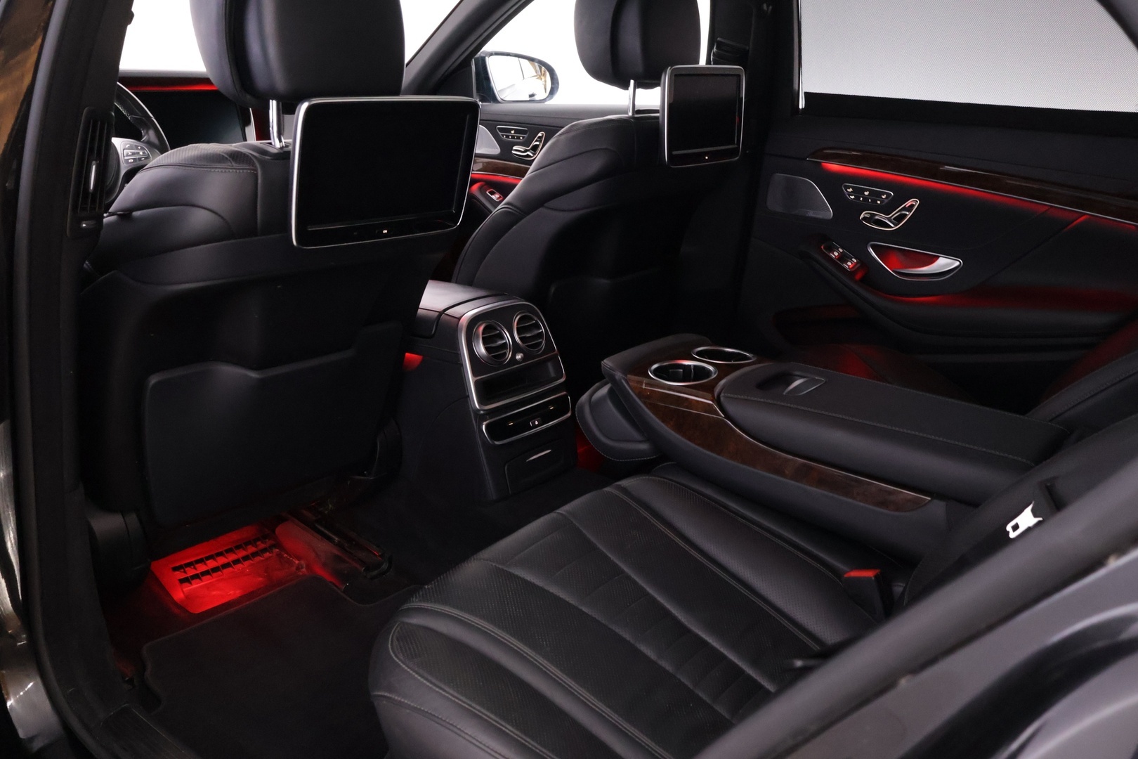 MERCEDES-BENZ S 2015