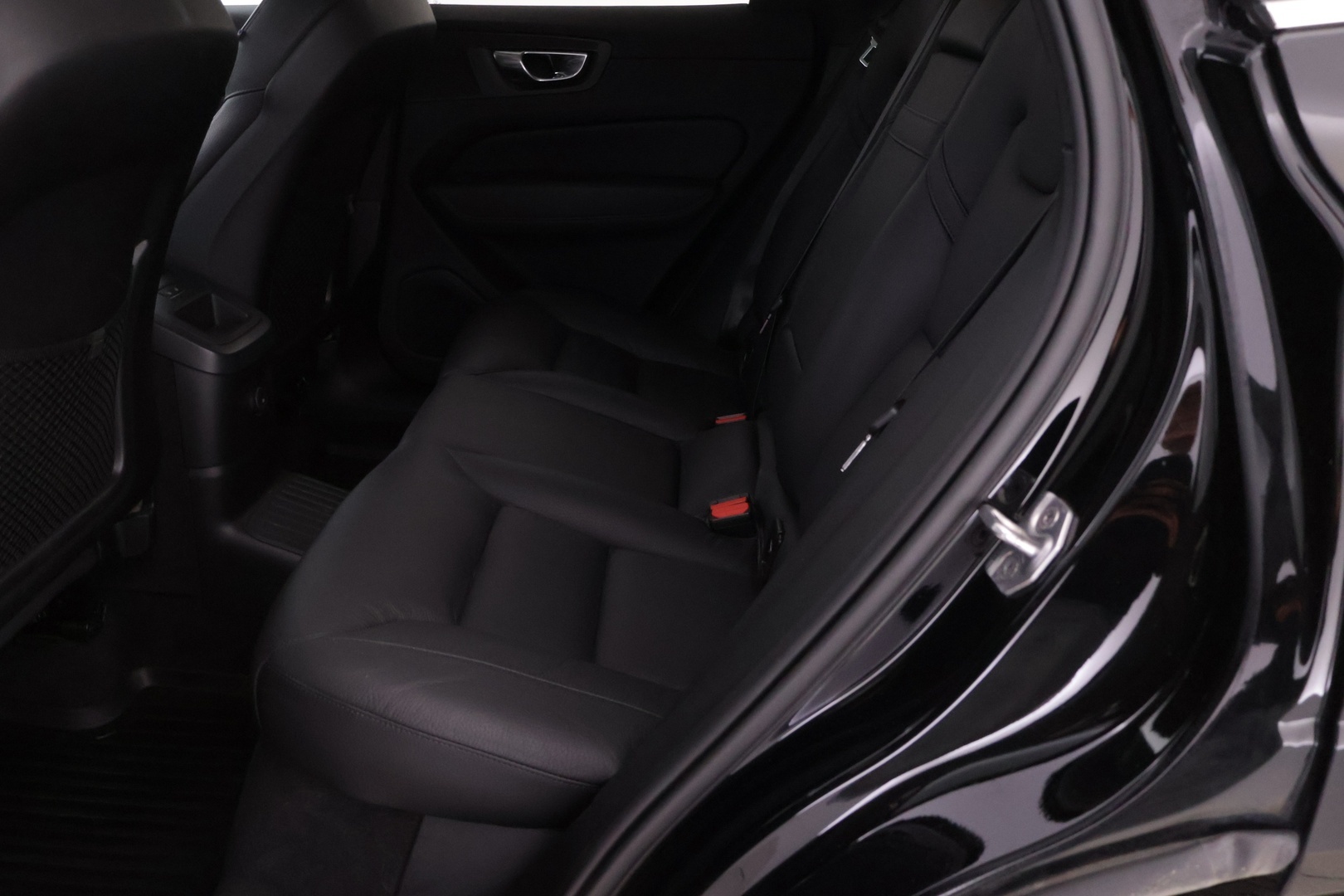 VOLVO XC60 2022
