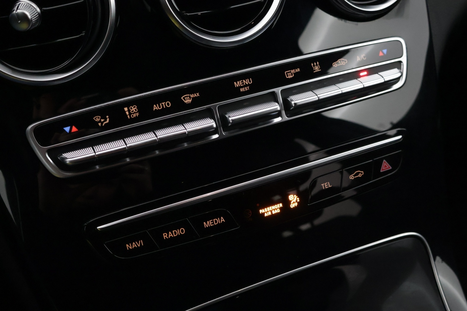 MERCEDES-BENZ C 2020