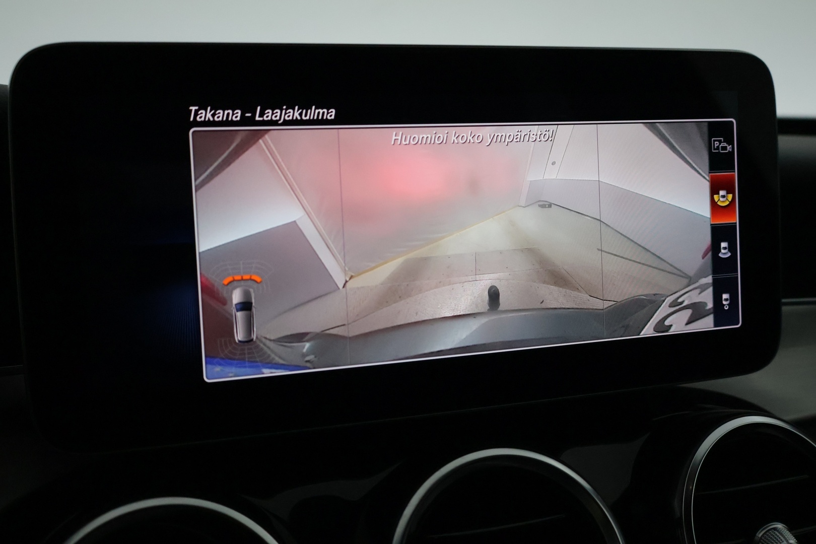 MERCEDES-BENZ C 2020