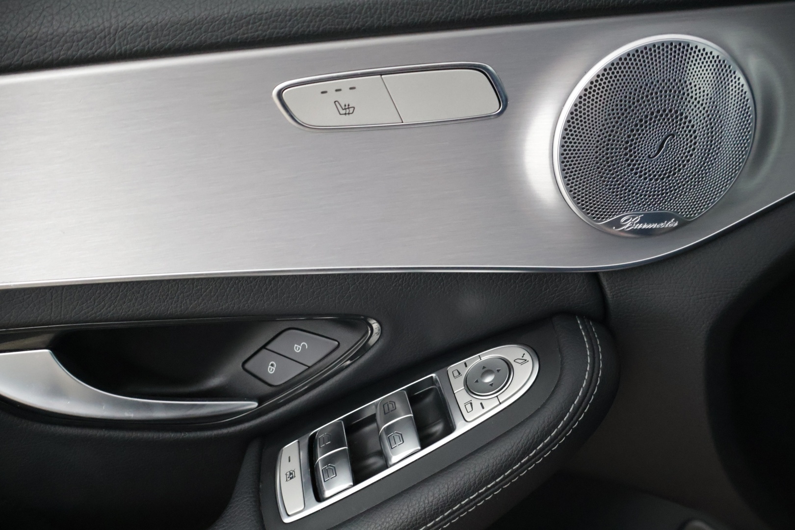 MERCEDES-BENZ C 2020