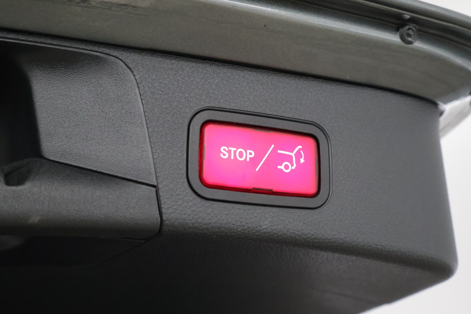 MERCEDES-BENZ C 2020