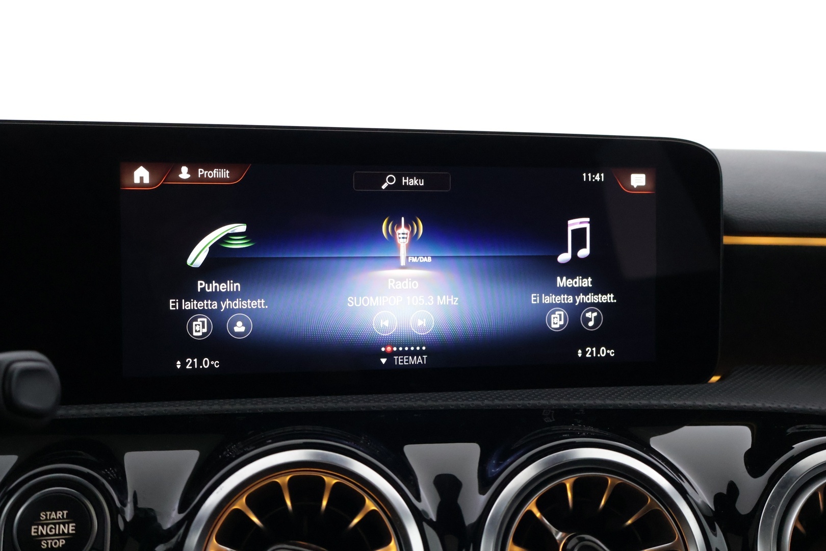 MERCEDES-BENZ A 2023
