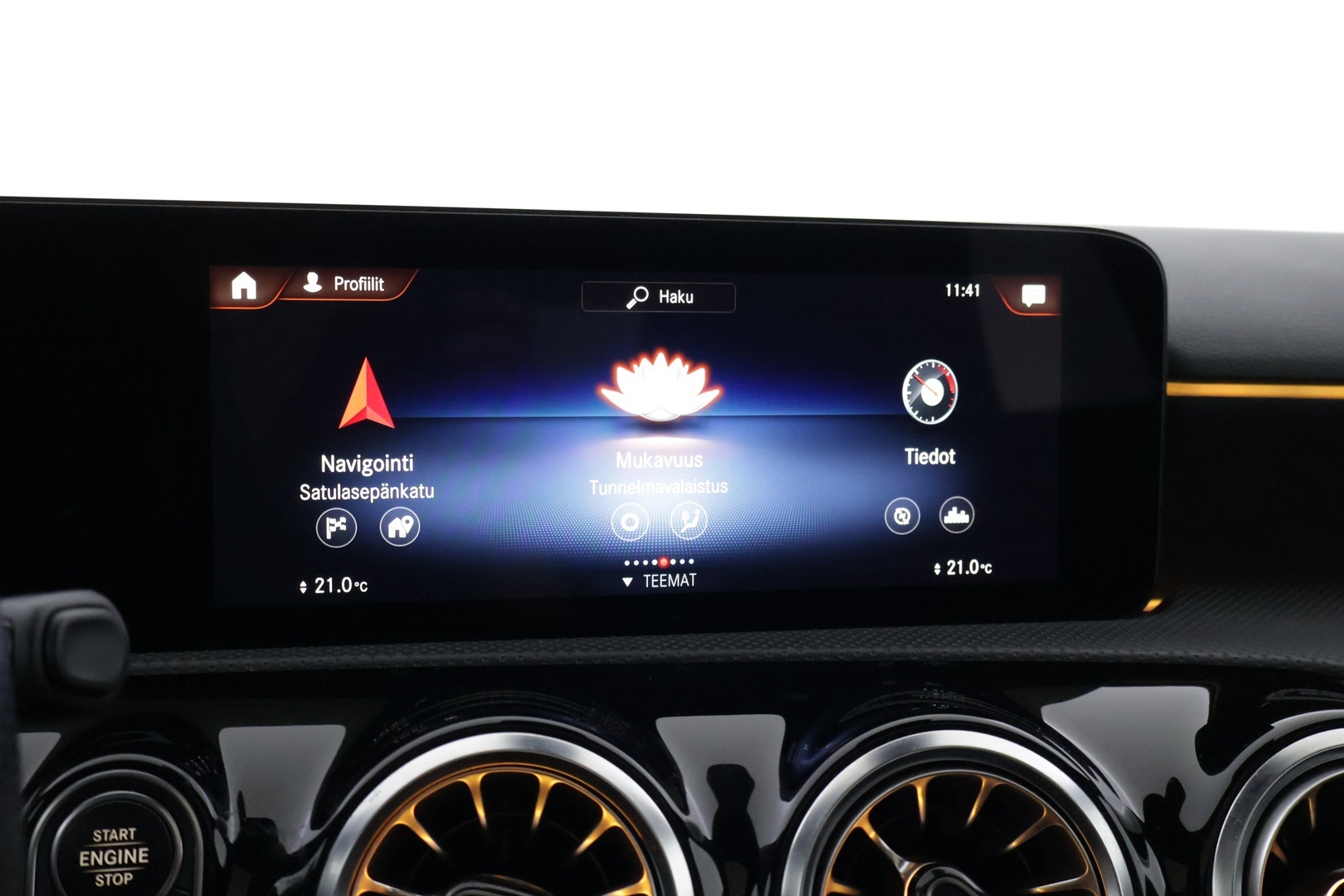 MERCEDES-BENZ A 2023