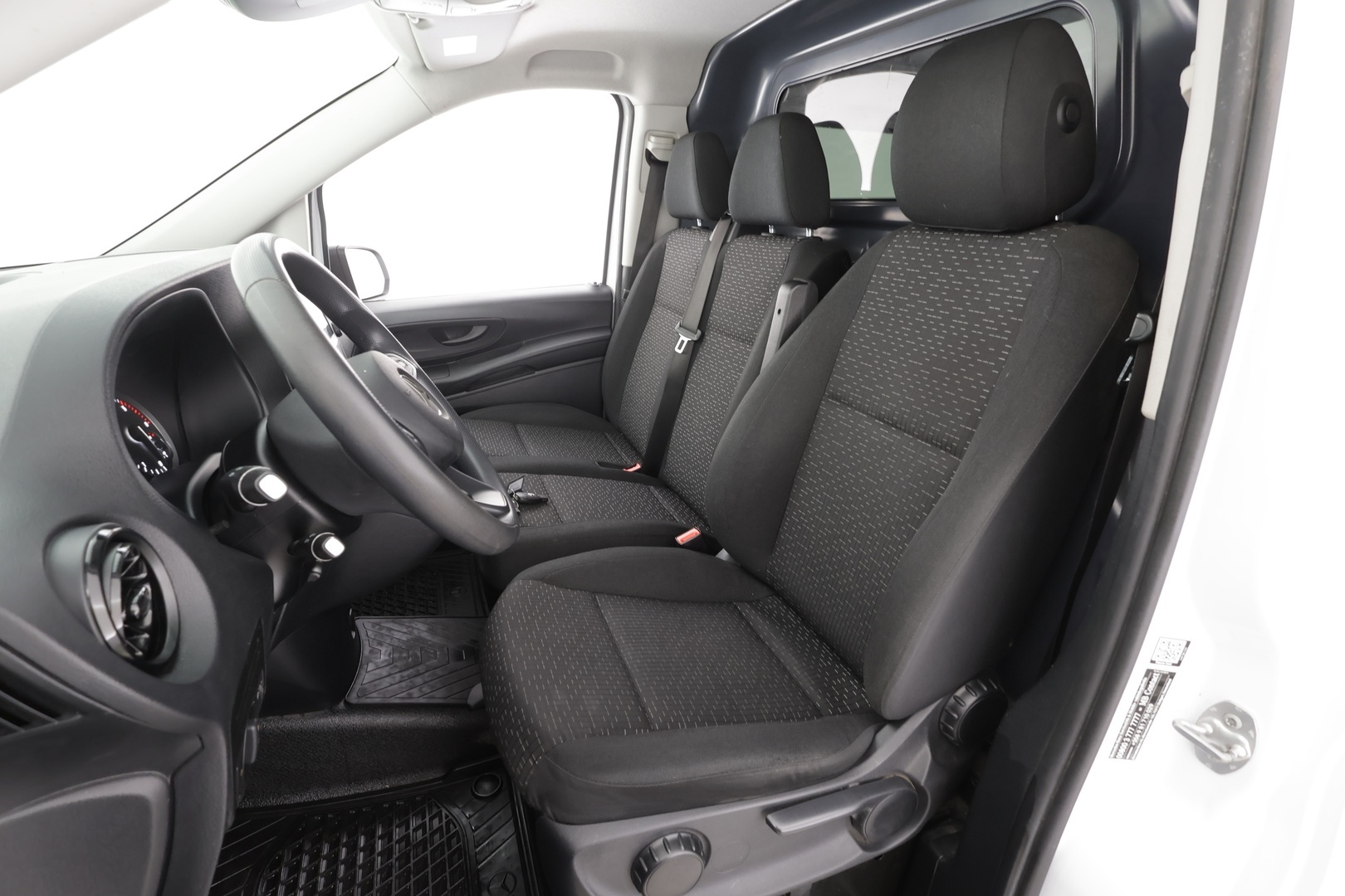 MERCEDES-BENZ Vito 2022