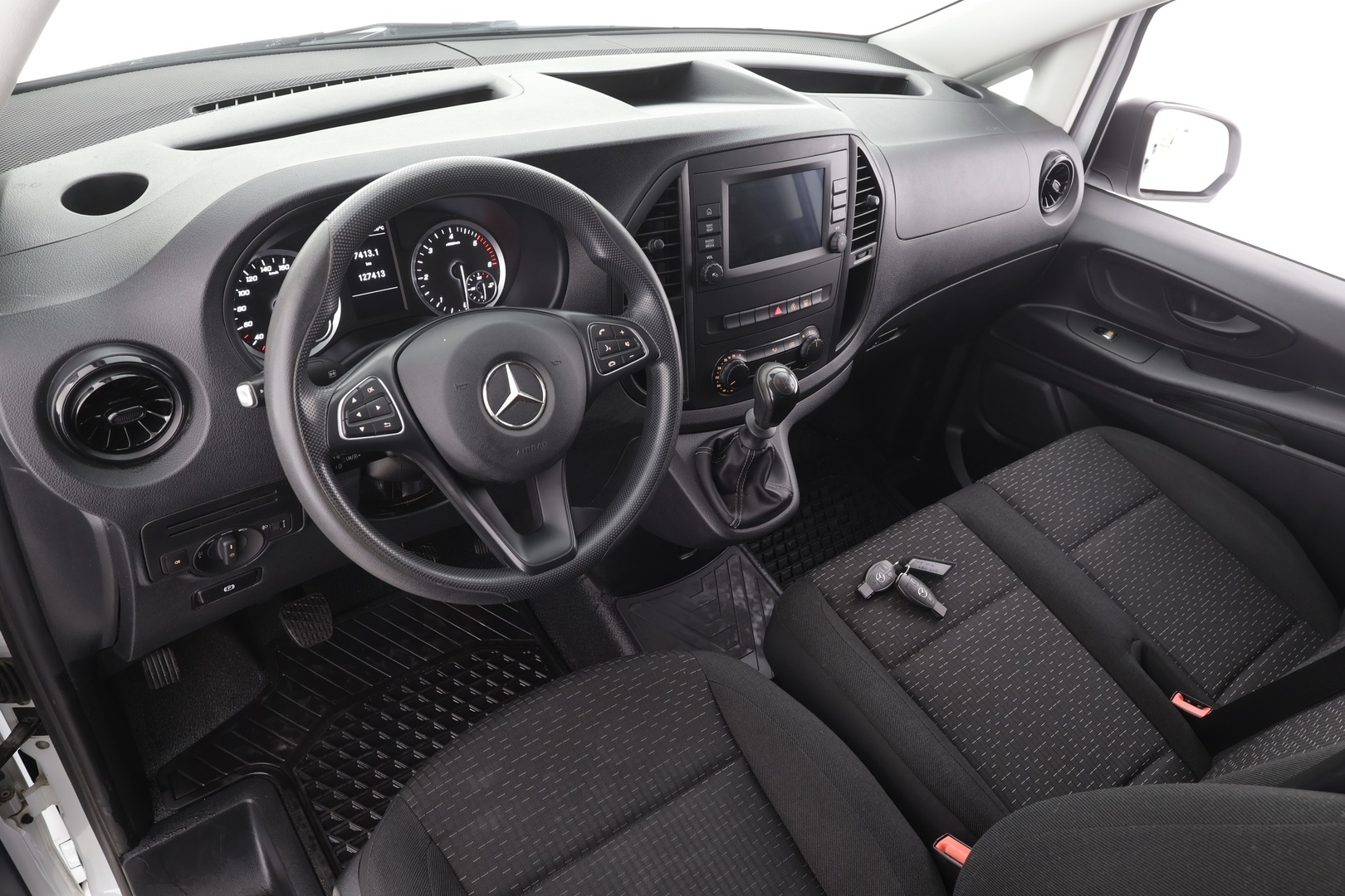MERCEDES-BENZ Vito 2022