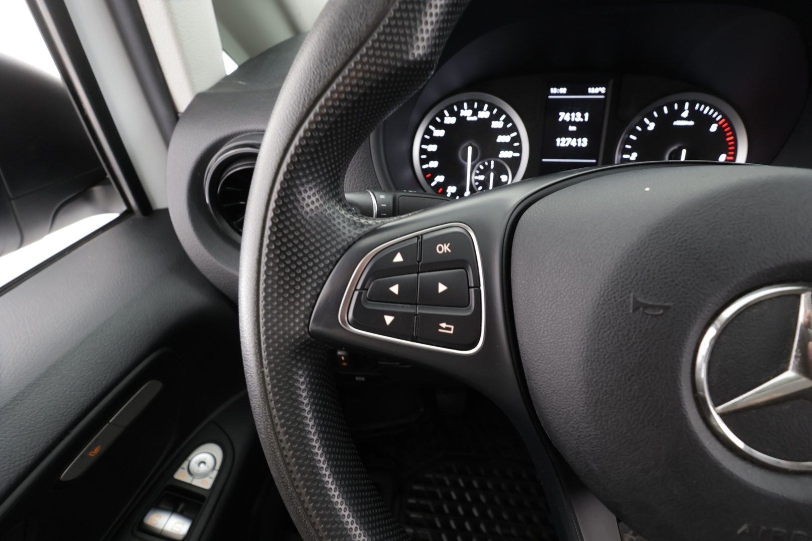MERCEDES-BENZ Vito 2022