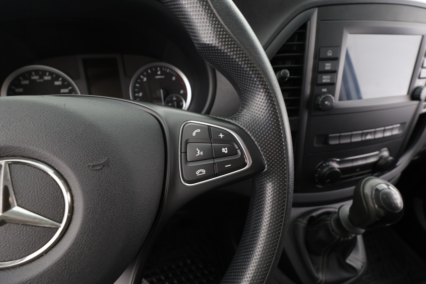 MERCEDES-BENZ Vito 2022