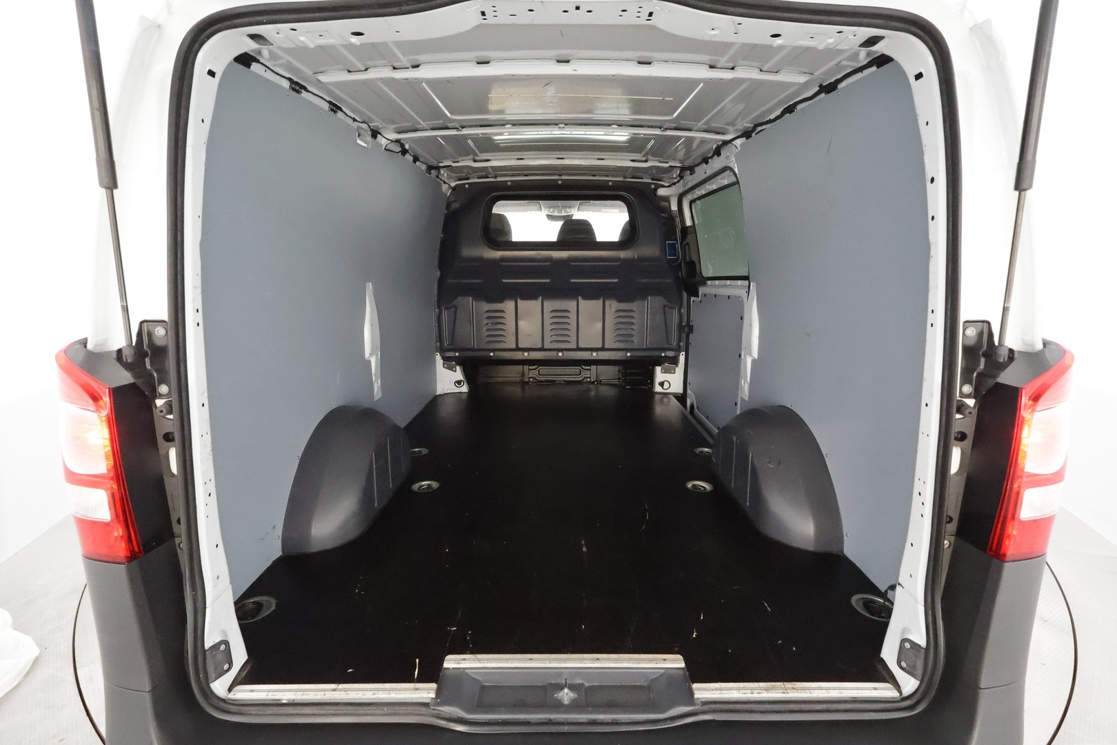 MERCEDES-BENZ Vito 2022