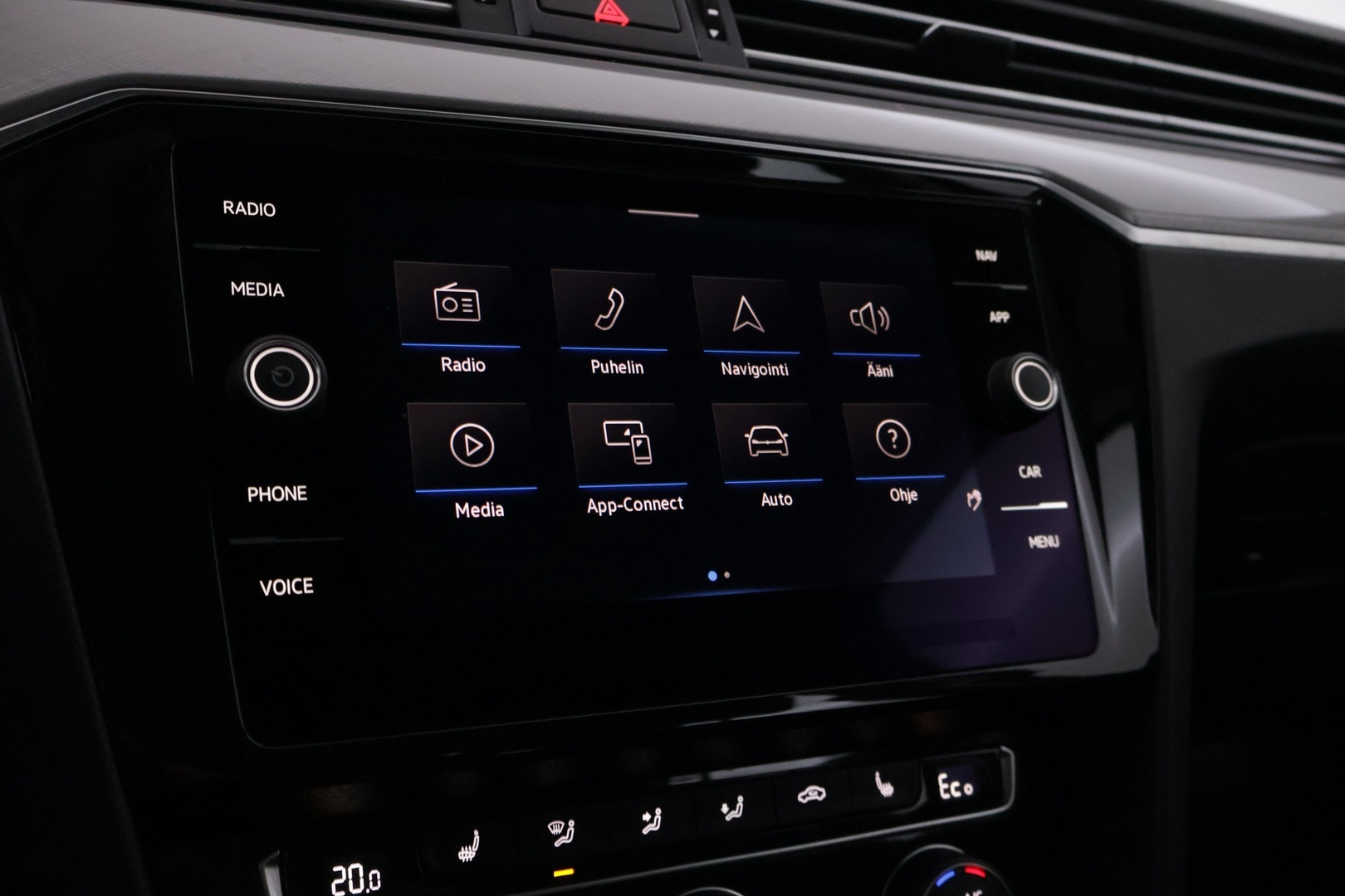 VOLKSWAGEN PASSAT 2020