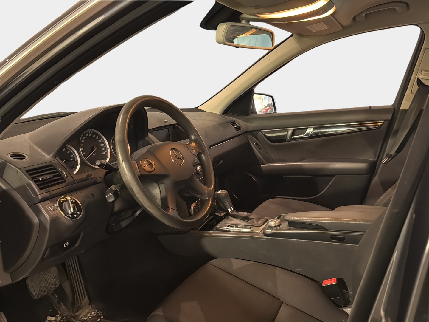 MERCEDES-BENZ C 2009