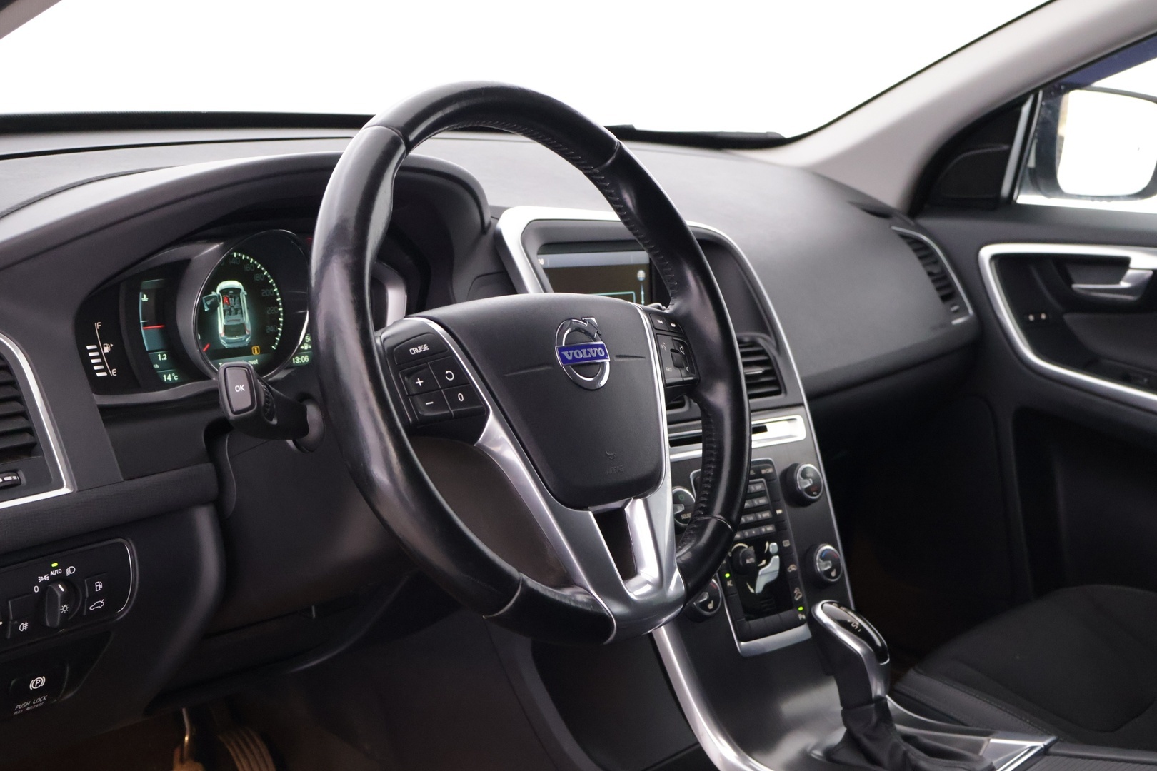 VOLVO XC60 2014
