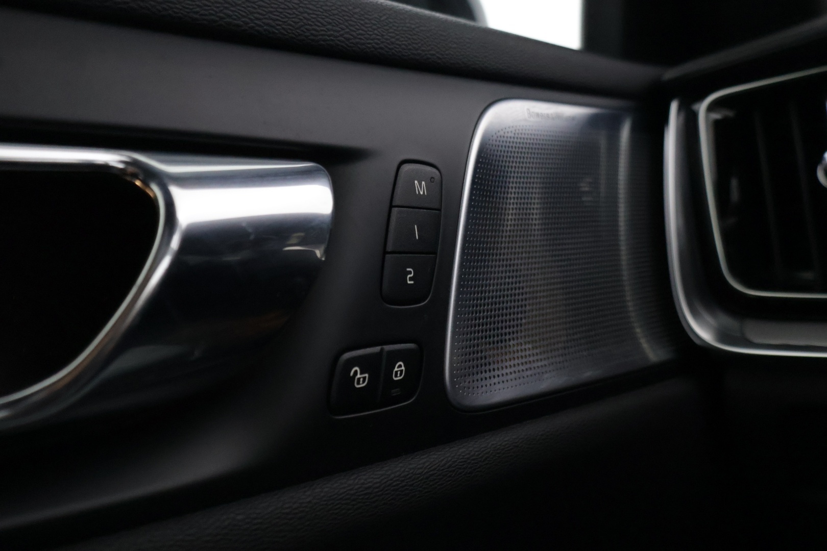 VOLVO S60 2020