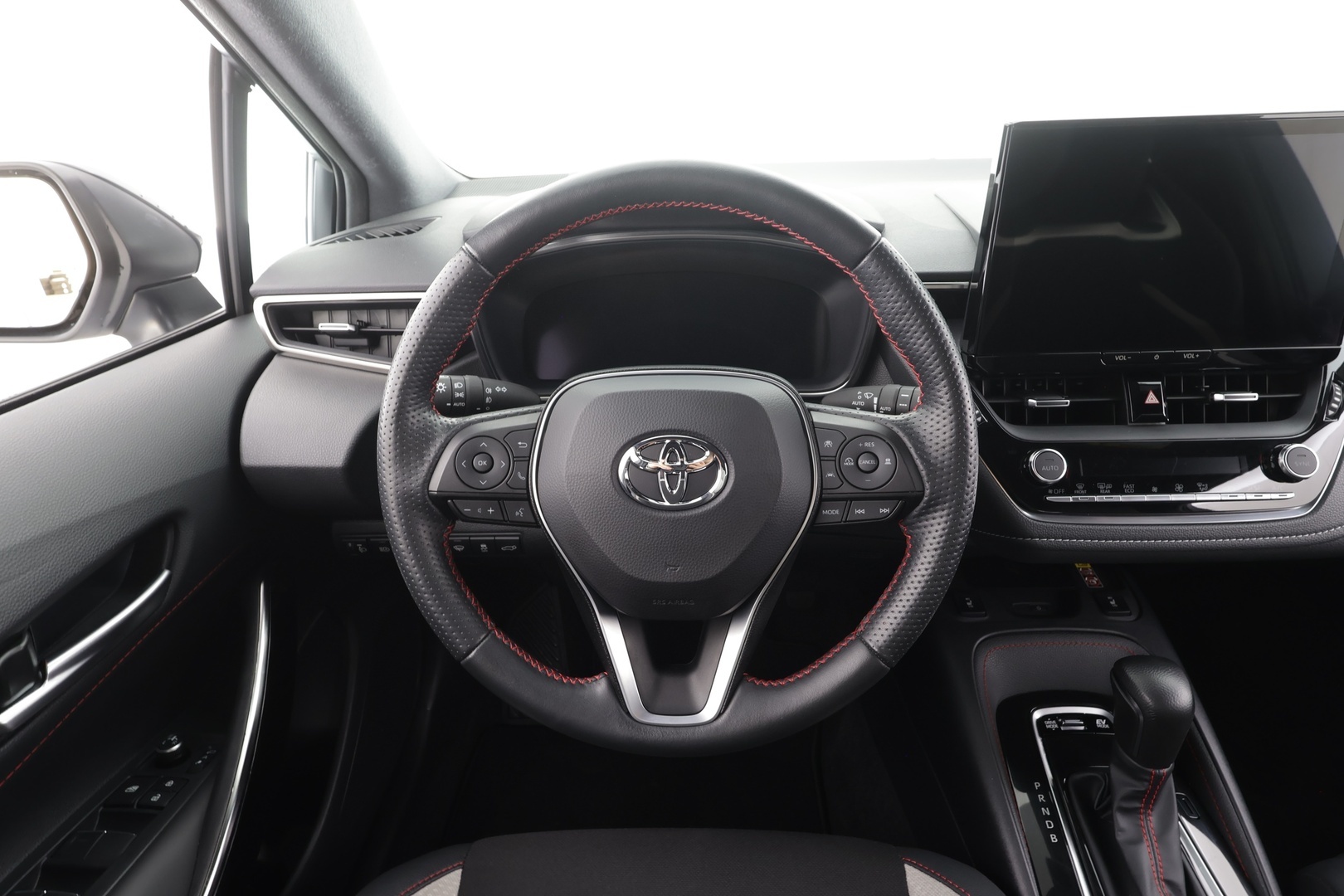 TOYOTA Corolla 2024