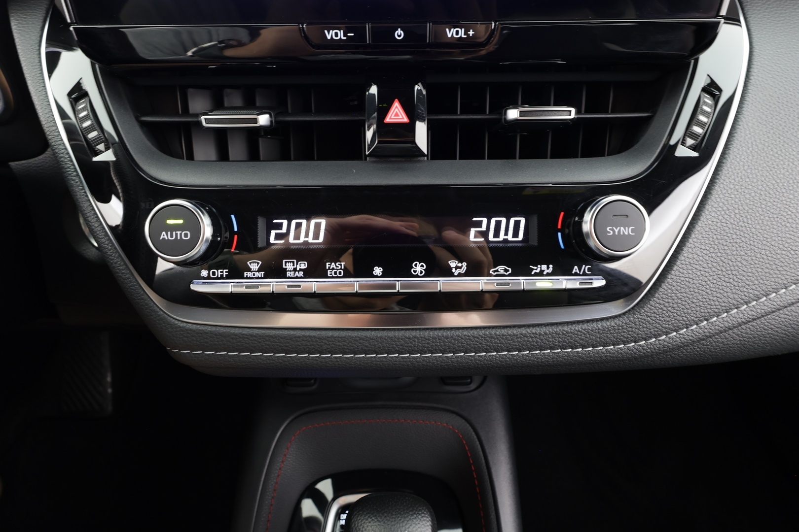 TOYOTA Corolla 2024