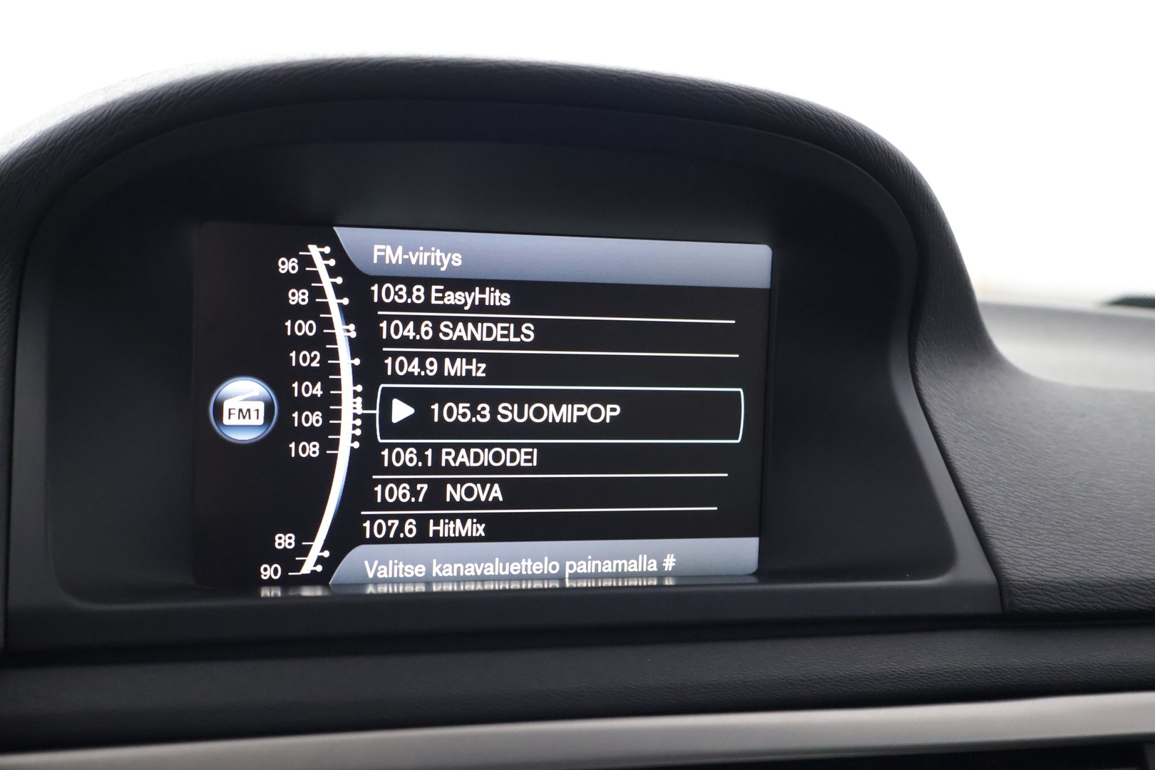 VOLVO V70 2012