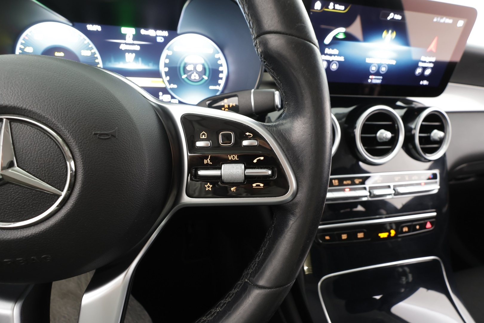 MERCEDES-BENZ GLC 2020