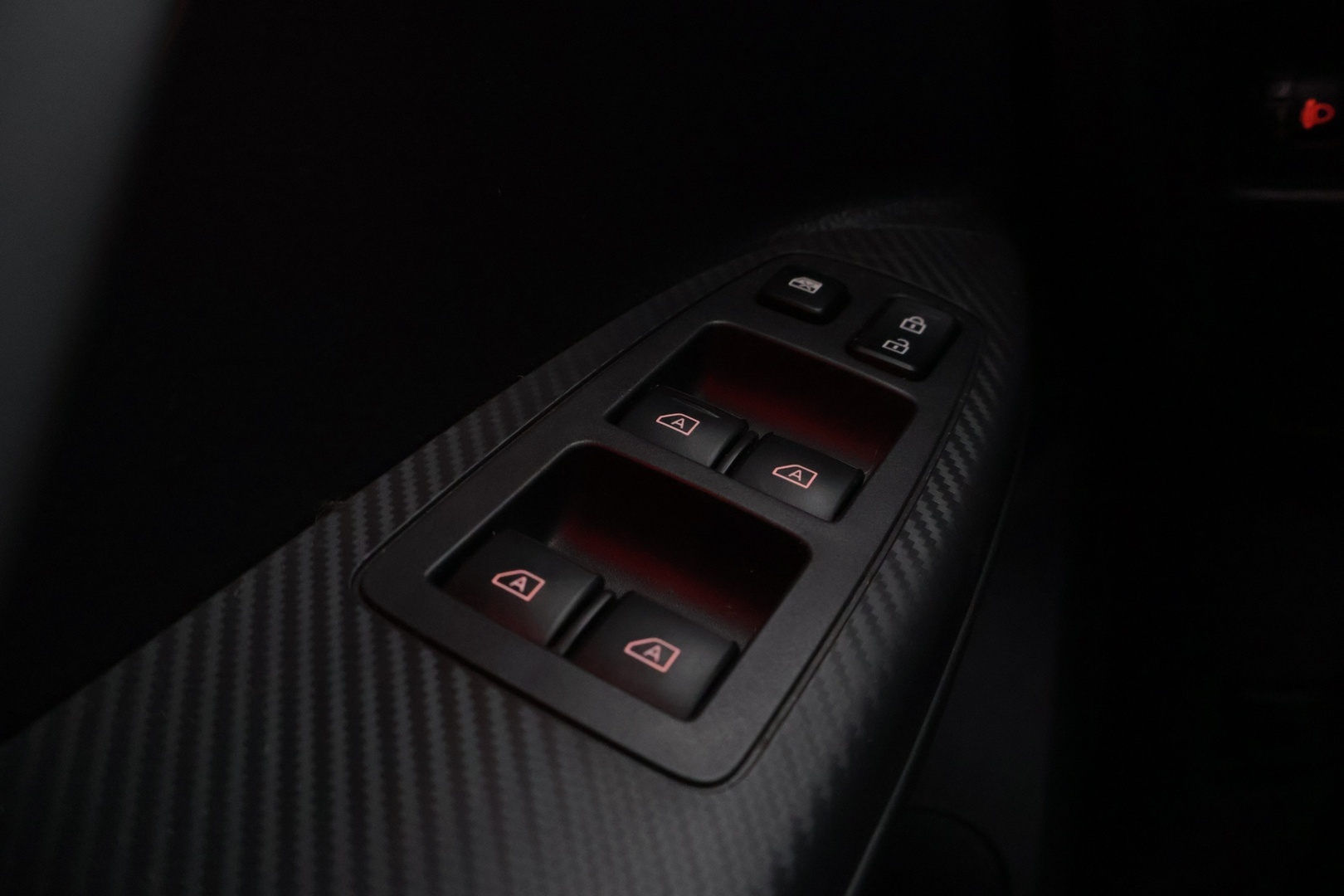 MITSUBISHI Eclipse 2022